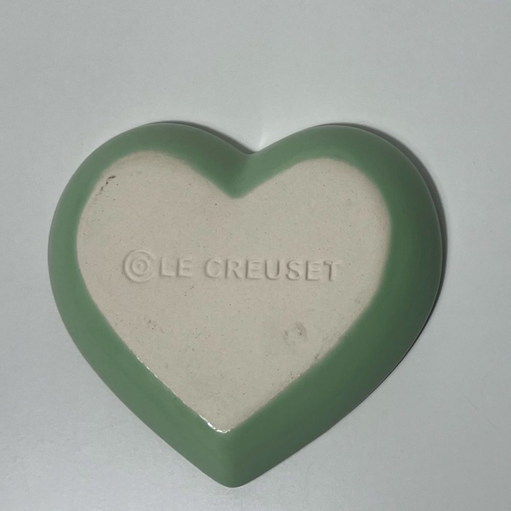 Le Creuset Stoneware Heart Shaped Trinket Dish Plate Tray Bowl - Picture 7 of 7